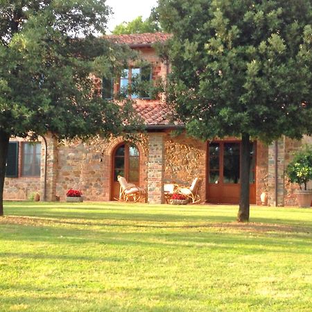 Гостевой дом Borgo Ai Lecci Orentano Экстерьер фото