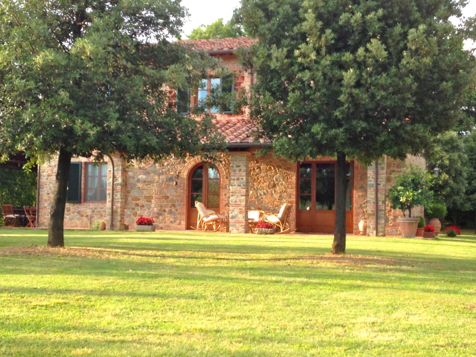 Гостевой дом Borgo Ai Lecci Orentano Экстерьер фото